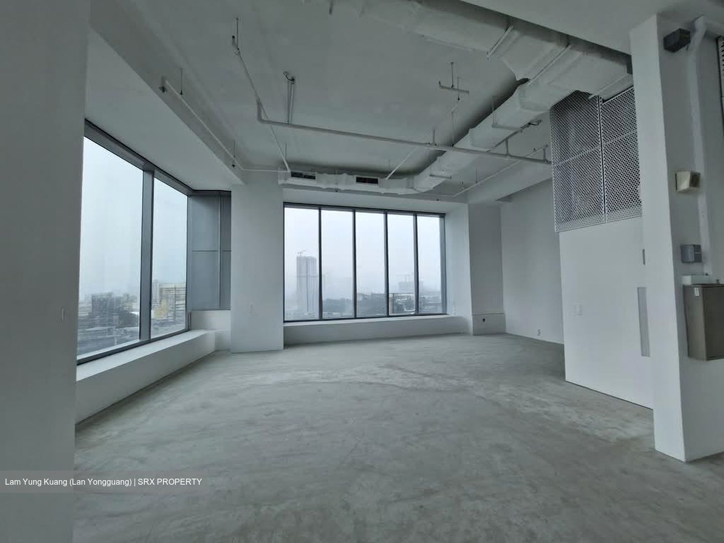 Arc 380 (D8), Office #553606621